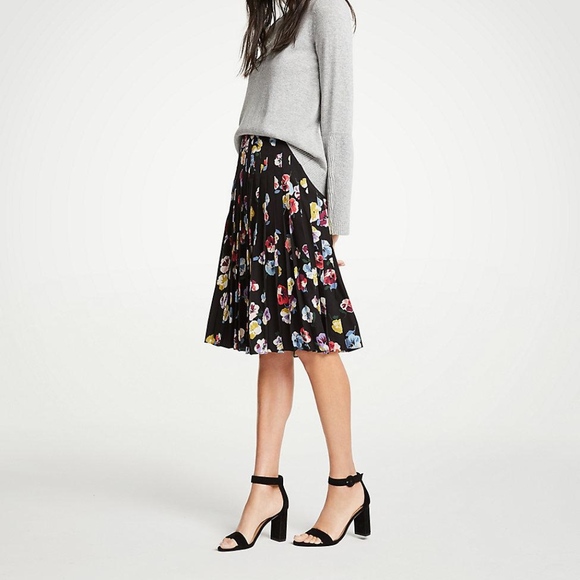 Ann taylor floral skirt Clearance